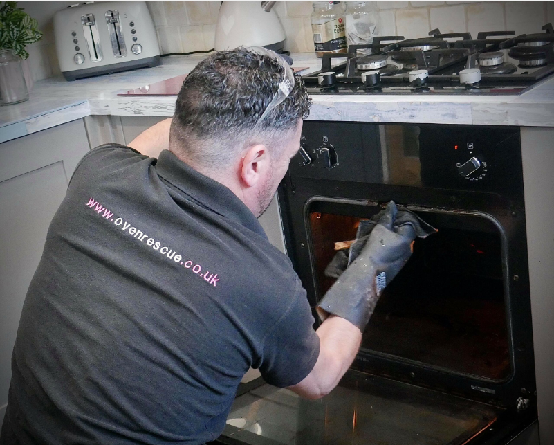 oven being cleaned in Manfield