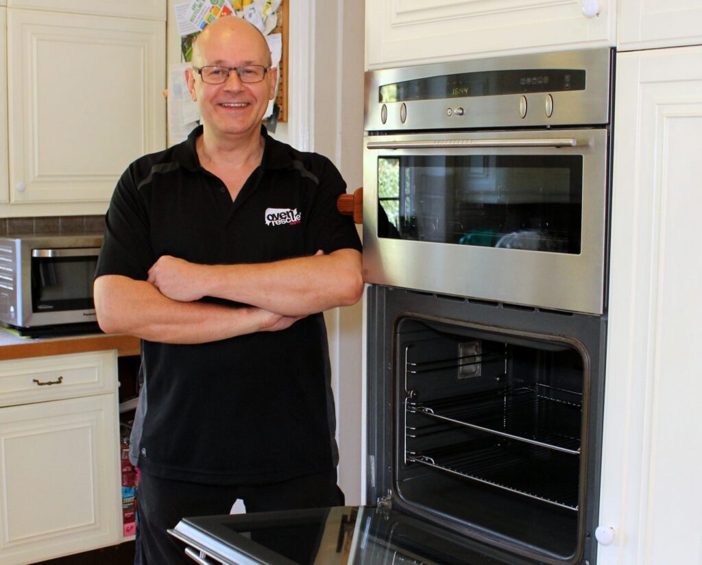 Simon Piddock from Oven Rescue with a successful oven clean