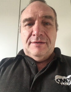 headshot of Dennis the oven cleaner in Dartford