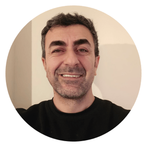 Picture of Oven Rescue's Deniz Kocadag smiling