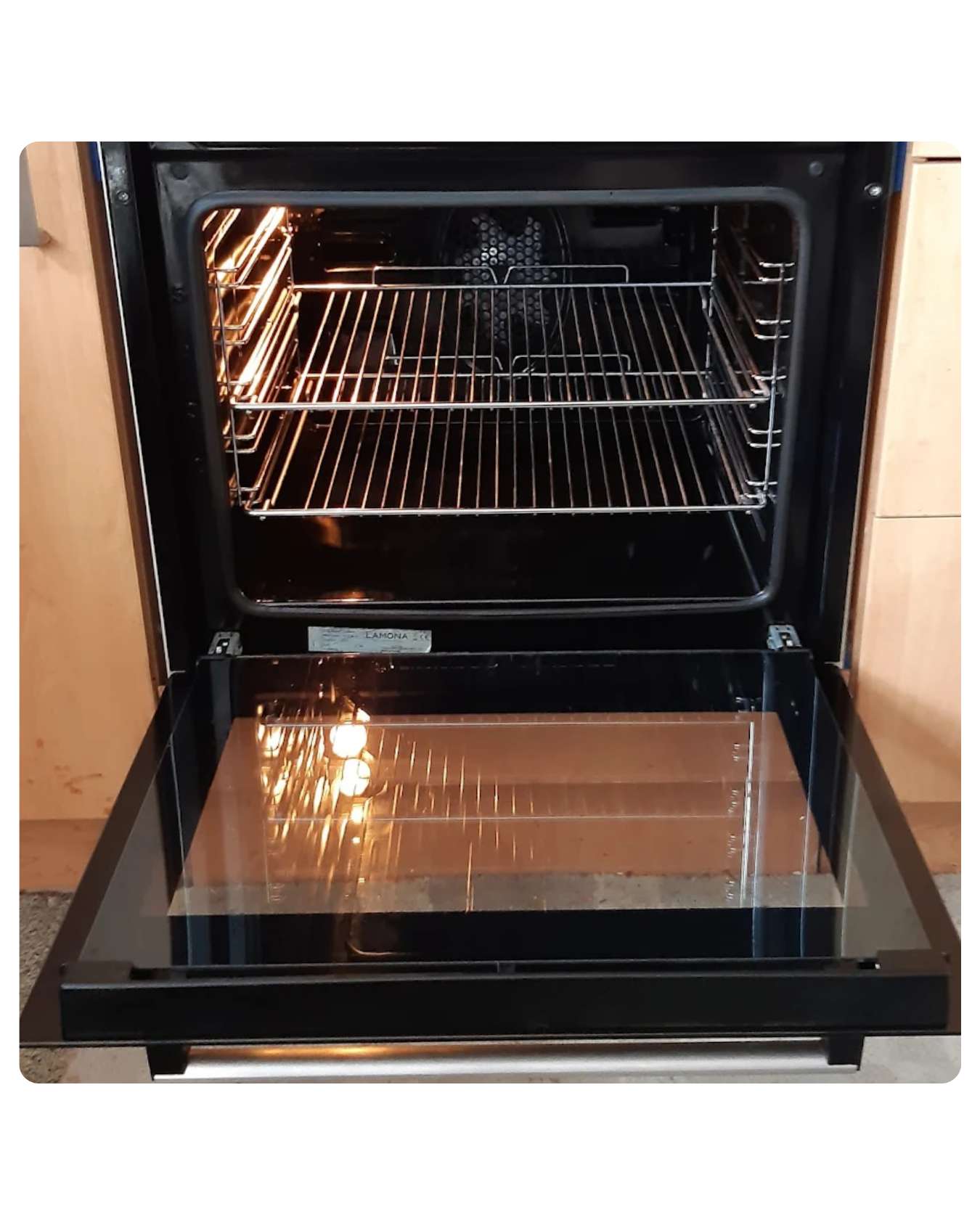 a sparkling clean oven